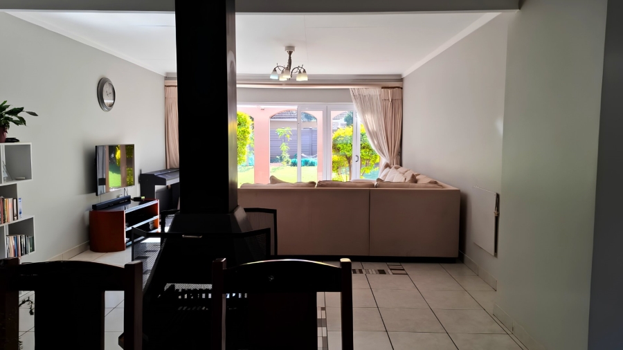 4 Bedroom Property for Sale in Universitas Ridge Free State